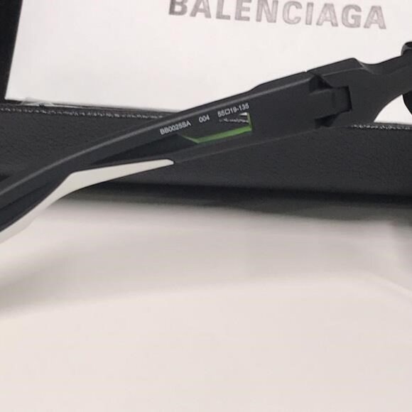 New Authentic Chic Black Sunglasses BB0025SA 004 - Picture 12 of 13